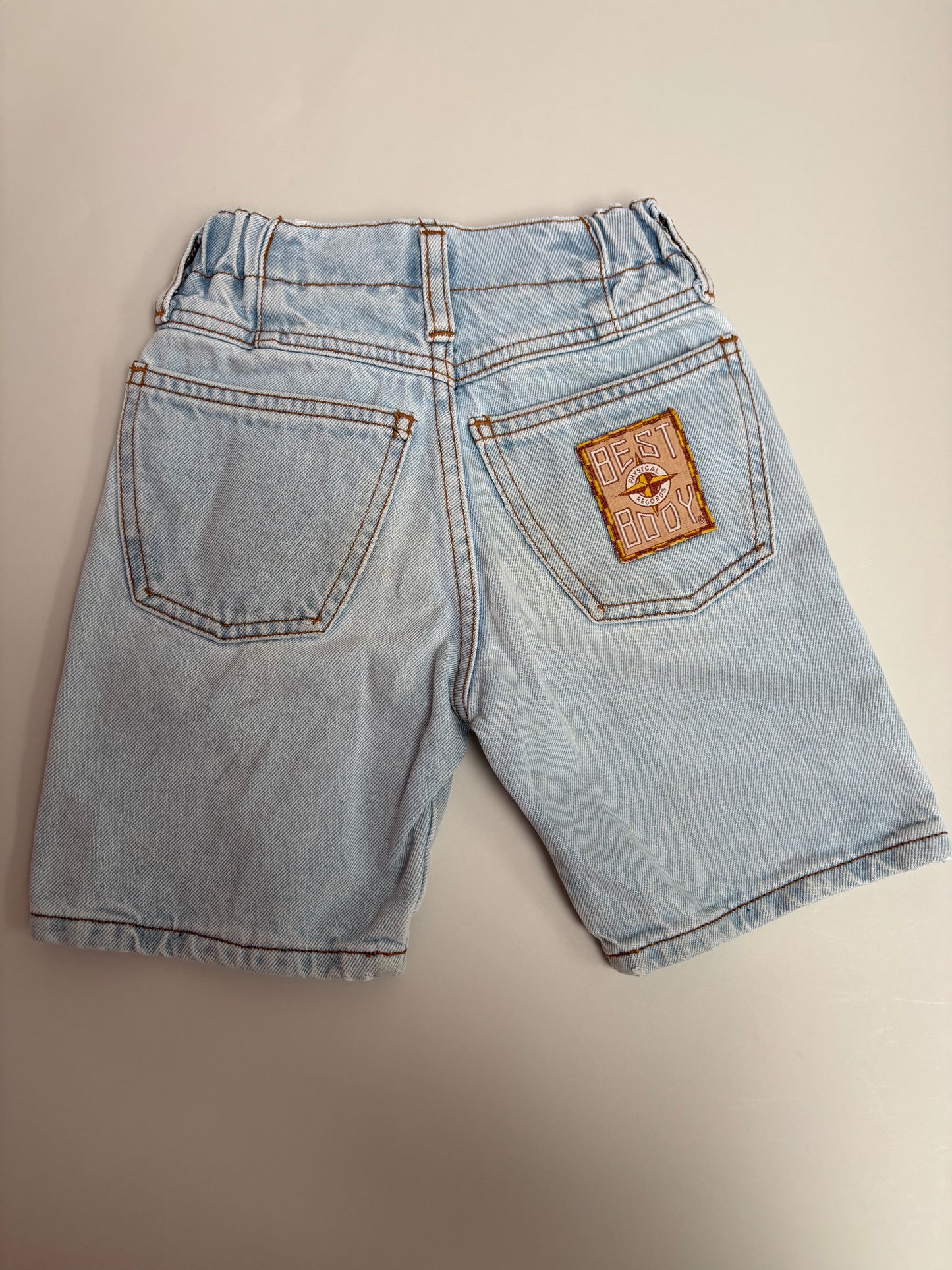 jeansshort (4 jaar)