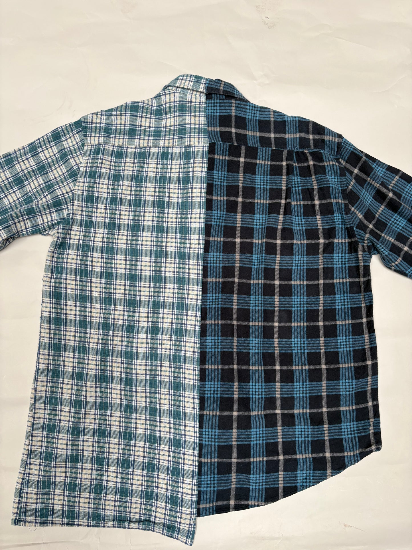mixed plaid shirt (M/L)