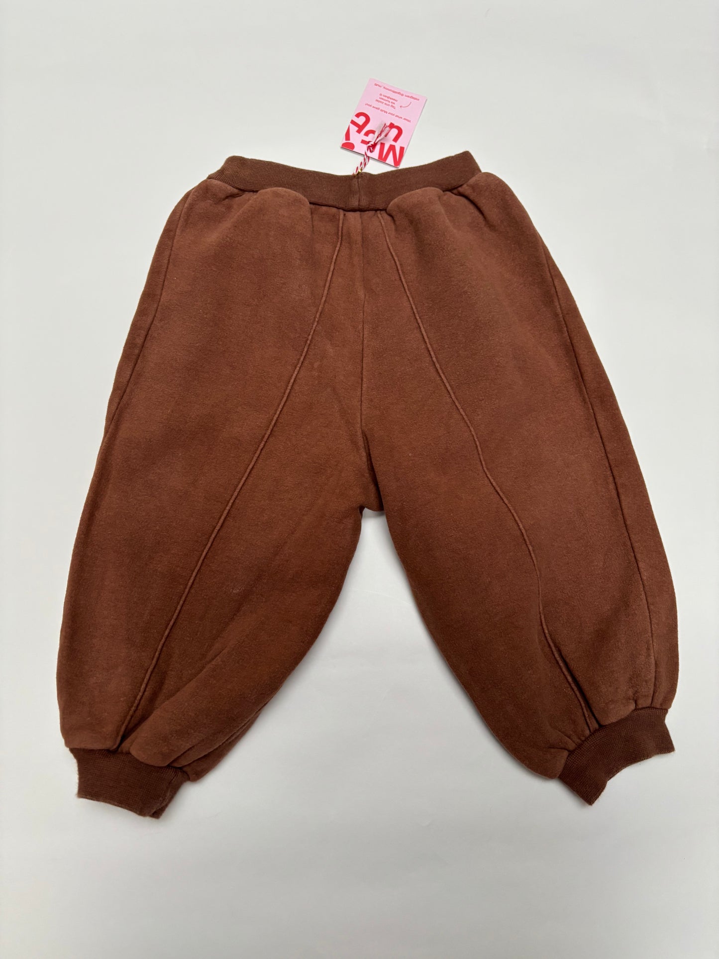 joggingbroek met beer (18/24 mnd)