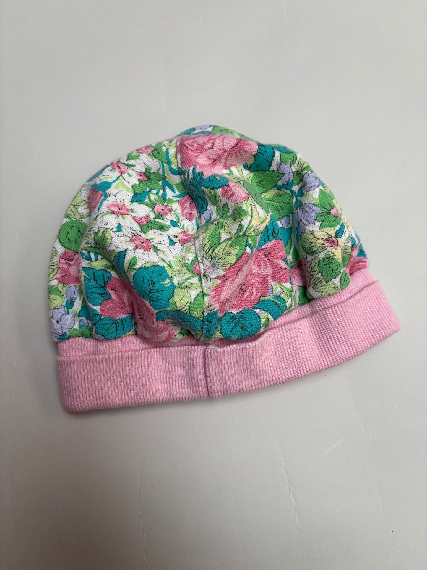 muts bloemetjes + strik (1/2 jaar)