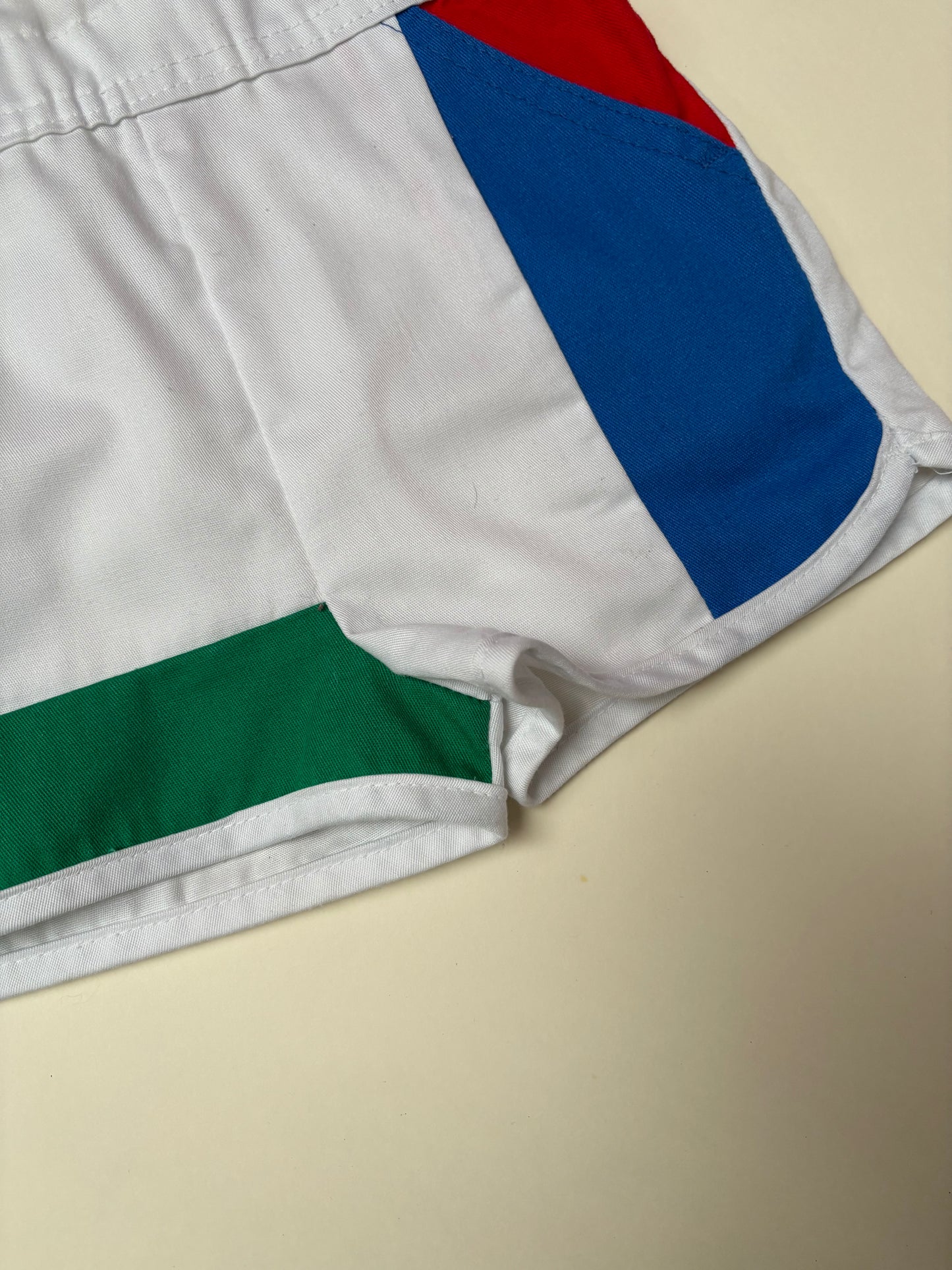 Oshkosh shortall (3/4 jaar)
