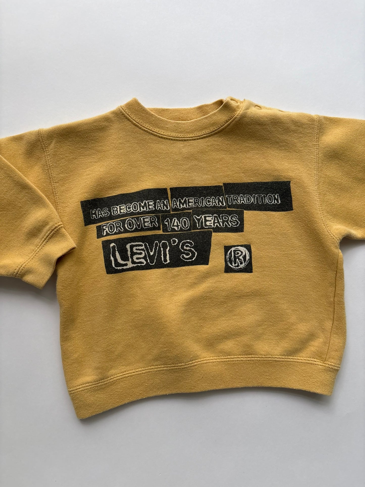 vintage levi's sweater (18 mnd)