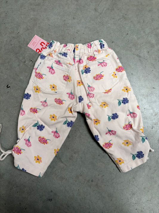 Broekje met bloemen (2 jaar)
