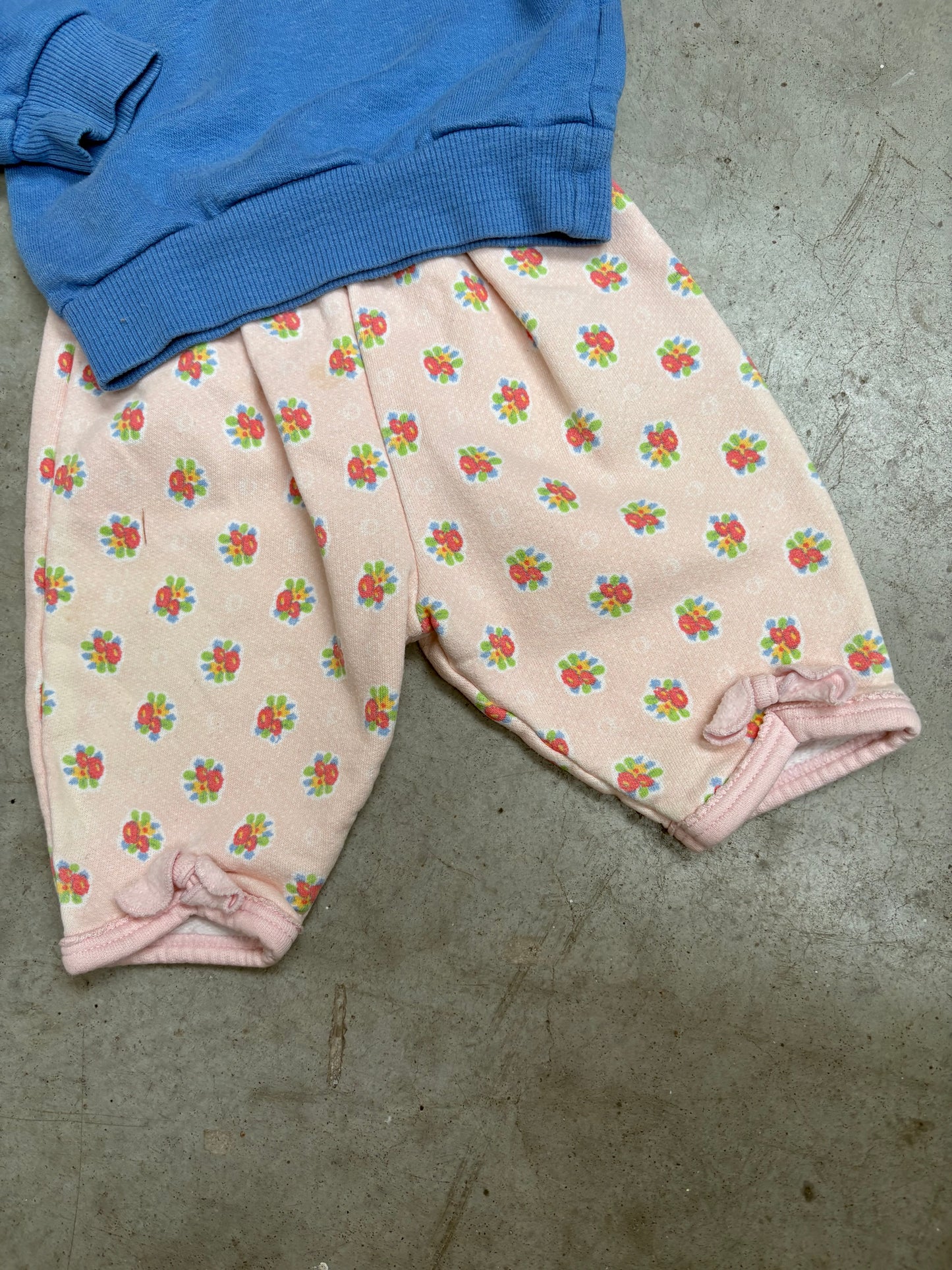 Babybroekje bloemen (1/3 mnd)