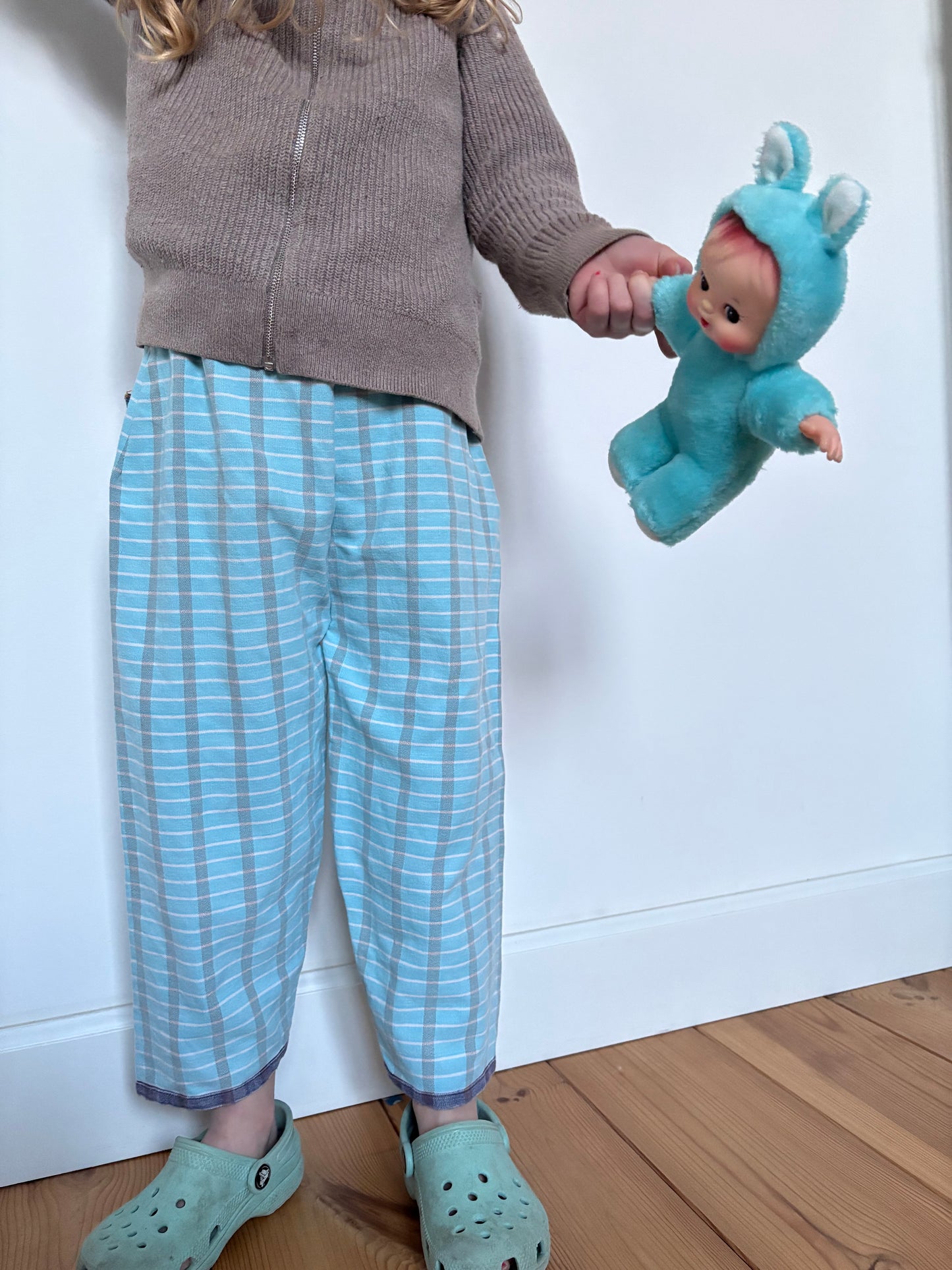 Broek ruitjes met jeanszak (4/5 jaar)