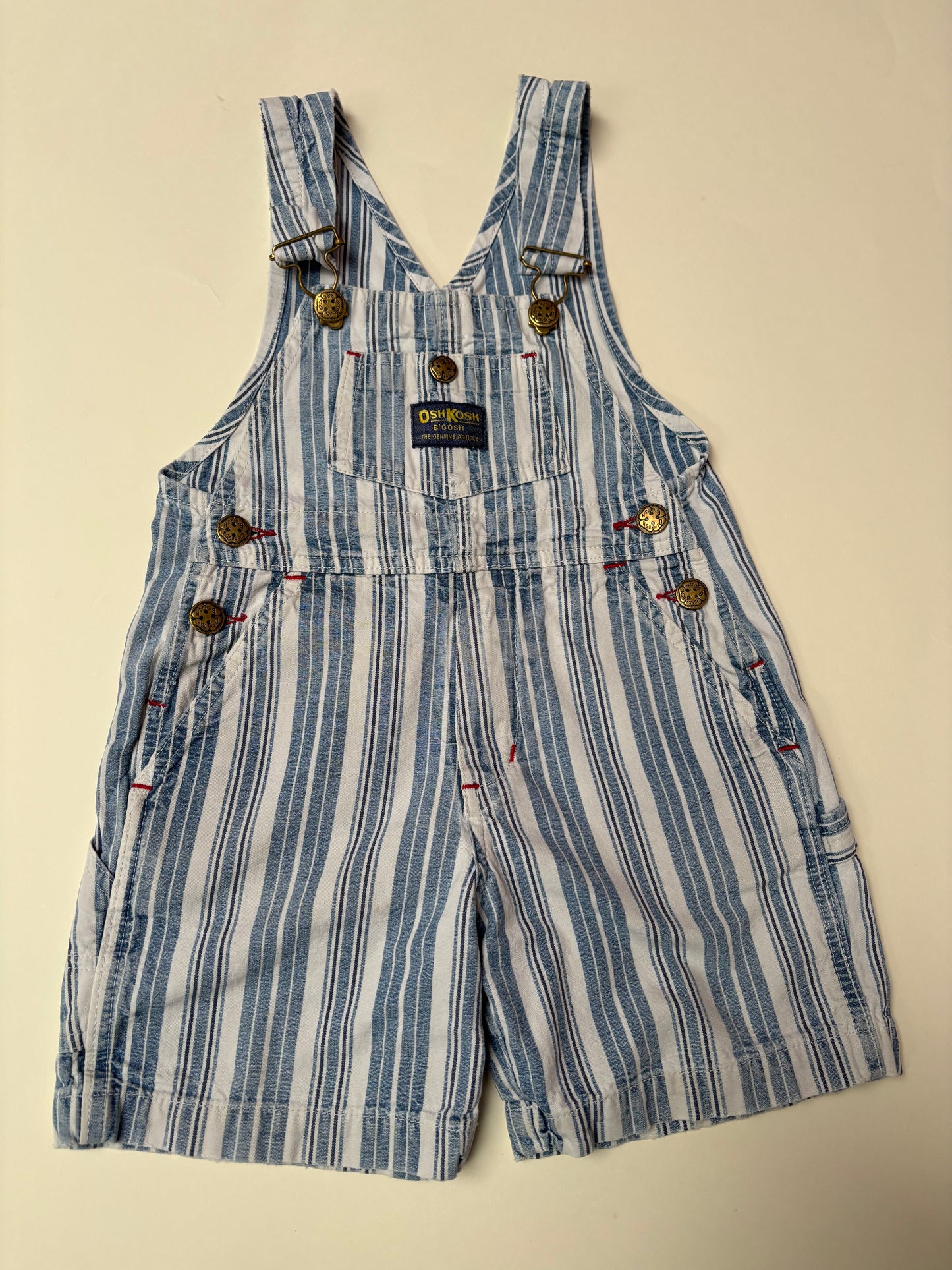 Shortall oshkosh (4/5 jaar)