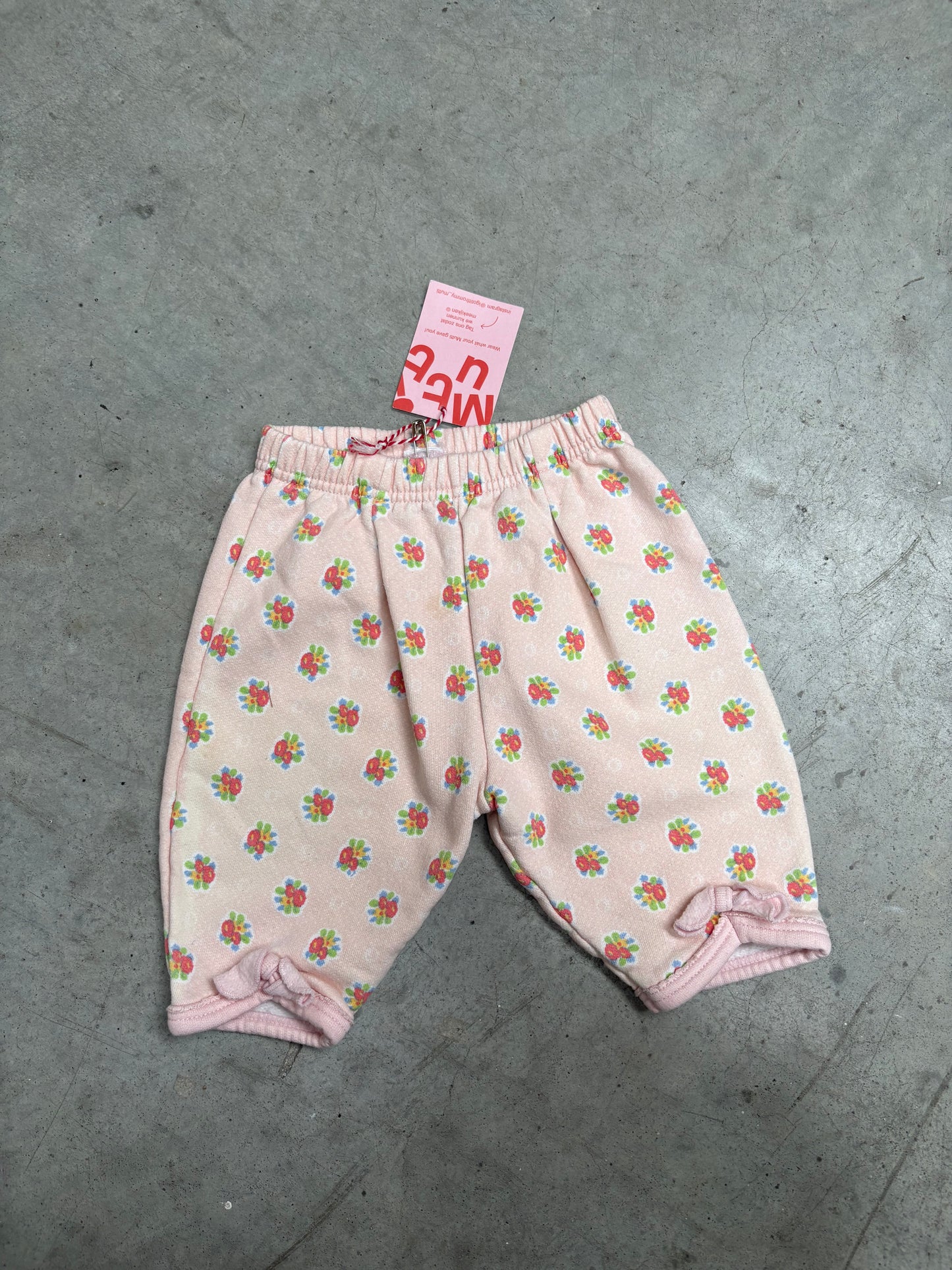 Babybroekje bloemen (1/3 mnd)