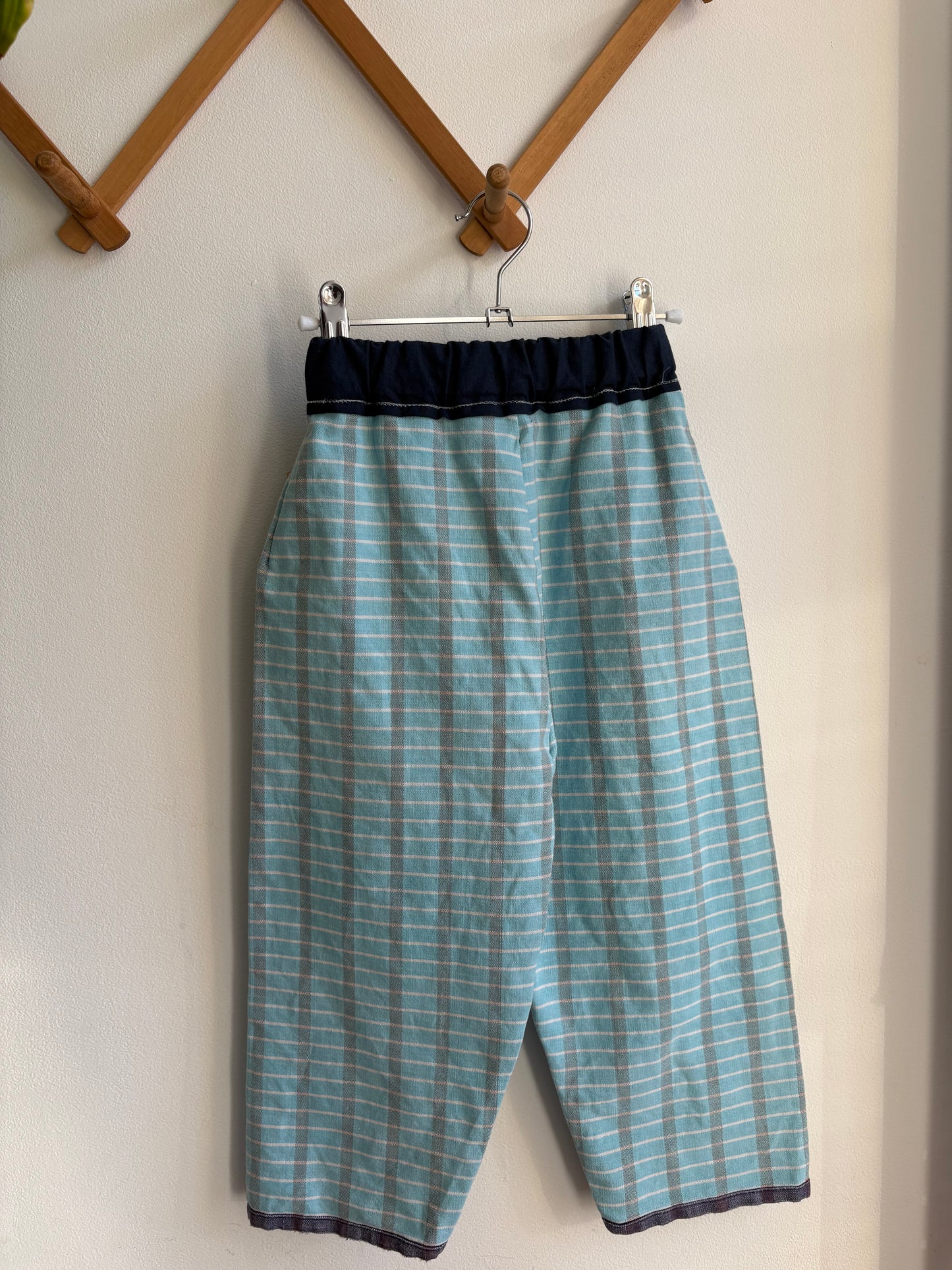 Broek ruitjes met jeanszak (4/5 jaar)