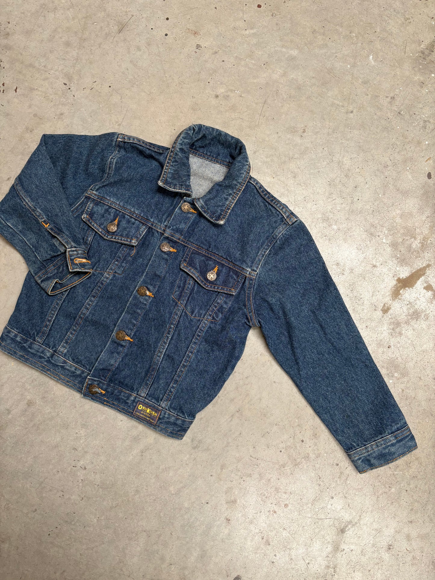 Oshkosh jeansjas (6/7 jaar)
