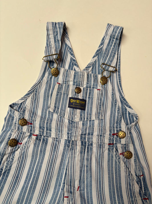 Shortall oshkosh (4/5 jaar)