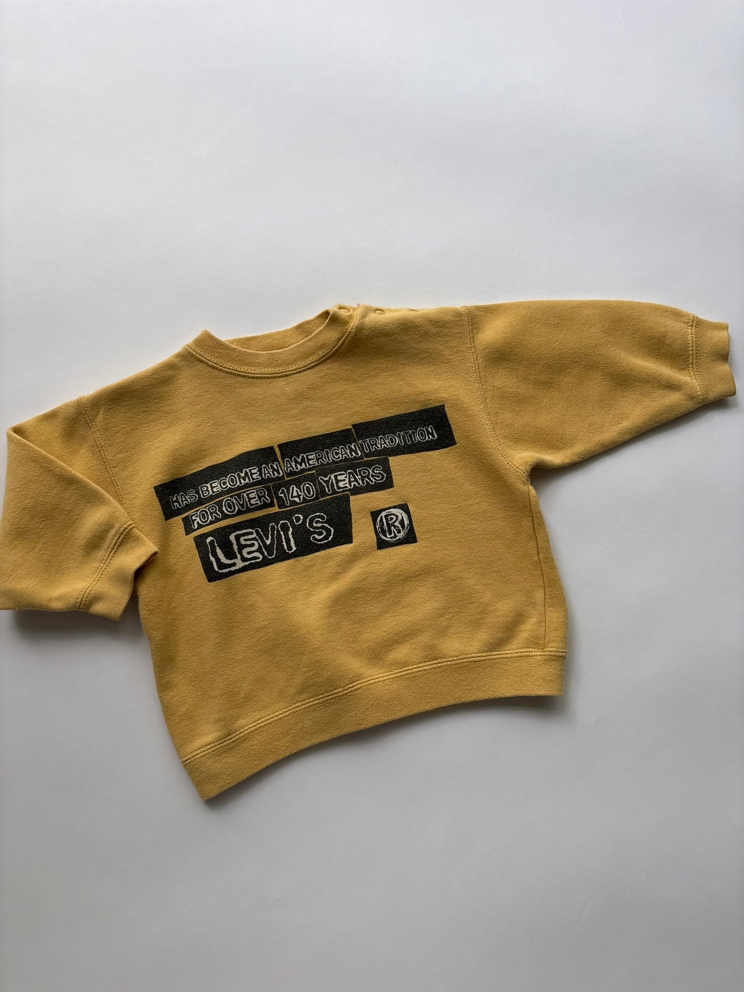 vintage levi's sweater (18 mnd)
